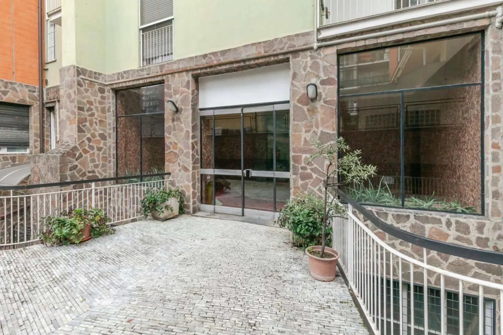 Butterfly Gate Apartment Milan
